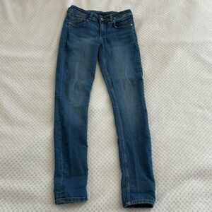 H&M blue denim skinny jeans, size 6